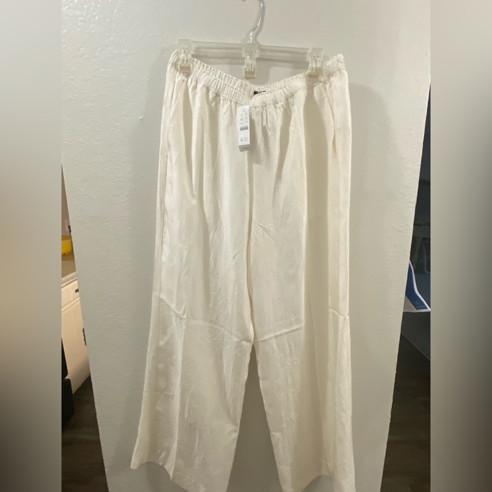 NWT J Crew Flowy, Lightweight White Cream Stratus Pant in Satin - Picture 5 of 8